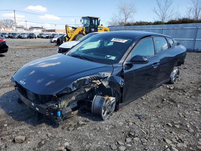  Salvage Kia K4 Lx