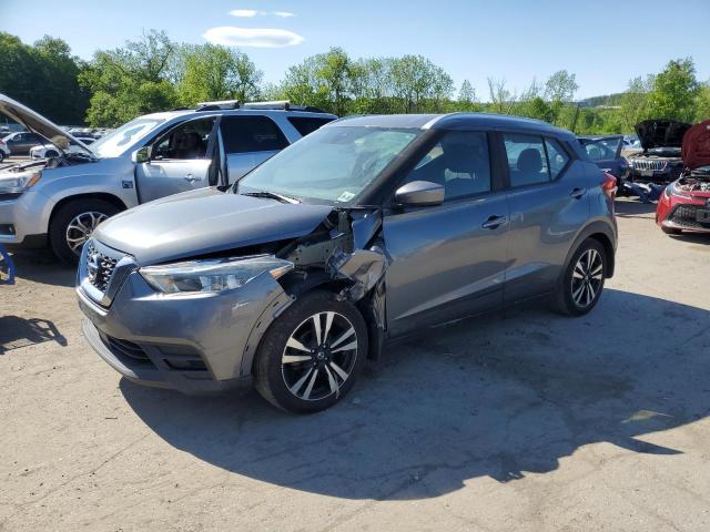  Salvage Nissan Kicks