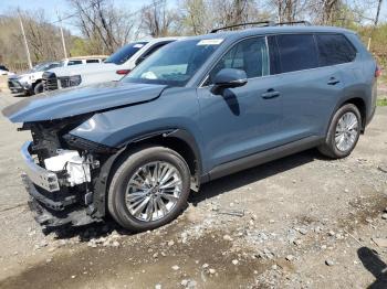  Salvage Toyota Grand High