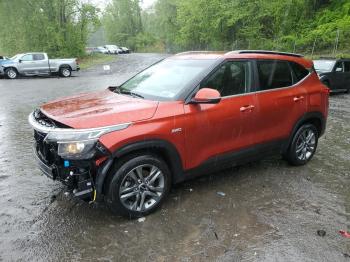  Salvage Kia Seltos