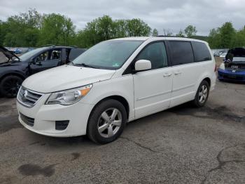  Salvage Volkswagen Routan