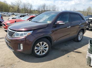  Salvage Kia Sorento