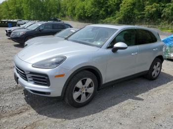  Salvage Porsche Cayenne