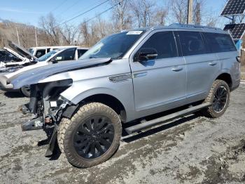  Salvage Lincoln Navigator