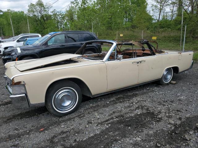 Salvage Lincoln Continental