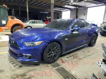  Salvage Ford Mustang