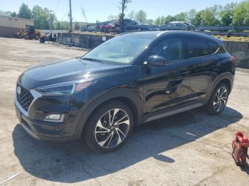  Salvage Hyundai TUCSON