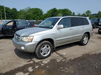  Salvage Toyota Highlander