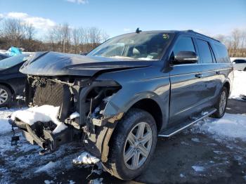  Salvage Ford Expedition