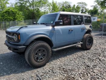  Salvage Ford Bronco
