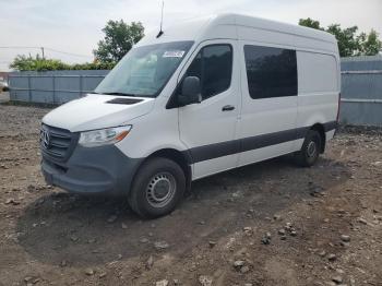  Salvage Mercedes-Benz Sprinter