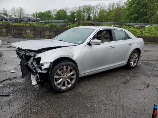  Salvage Chrysler 300