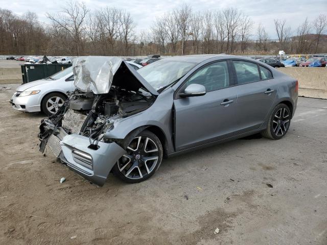  Salvage Volvo S60