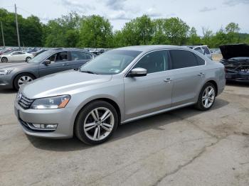  Salvage Volkswagen Passat