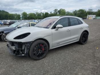  Salvage Porsche Macan