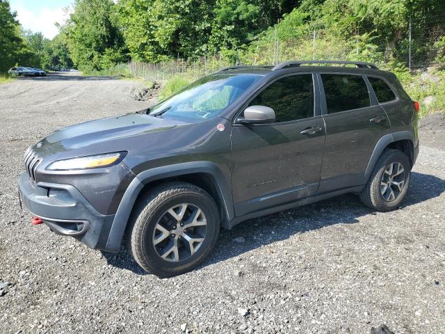  Salvage Jeep Cherokee