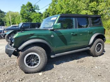  Salvage Ford Bronco