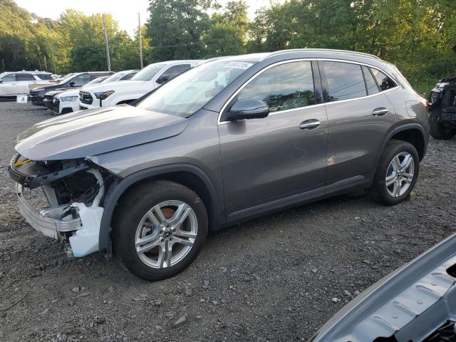  Salvage Mercedes-Benz GLA