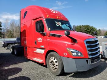  Salvage Freightliner Cascadia