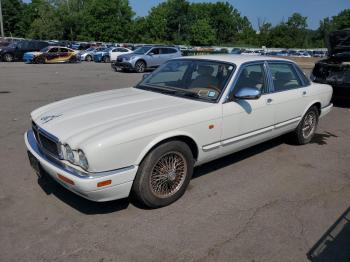  Salvage Jaguar XJ