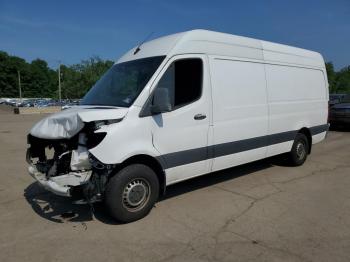  Salvage Mercedes-Benz Sprinter