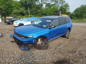  Salvage Jeep Grand Cherokee