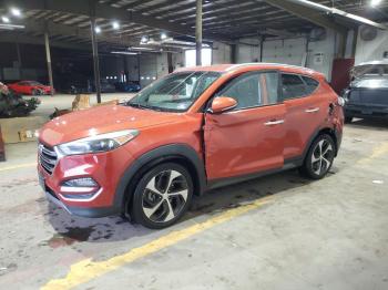  Salvage Hyundai TUCSON