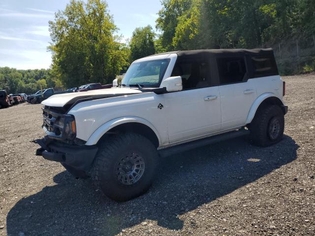  Salvage Ford Bronco