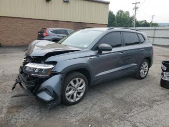  Salvage Volkswagen Taos