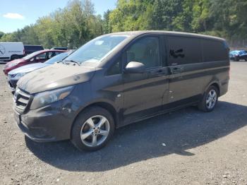  Salvage Mercedes-Benz Metris