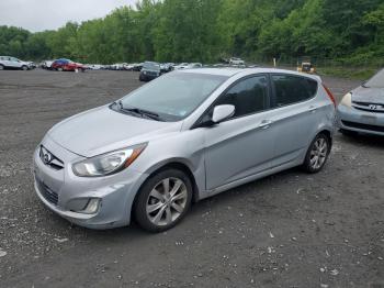  Salvage Hyundai ACCENT