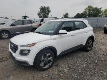  Salvage Hyundai VENUE
