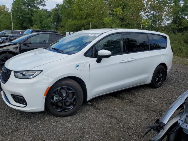  Salvage Chrysler Pacifica