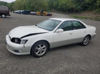  Salvage Lexus Es