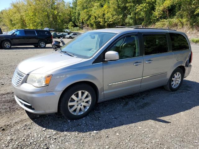  Salvage Chrysler Minivan