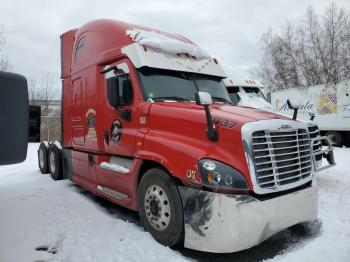  Salvage Freightliner Cascadia 125