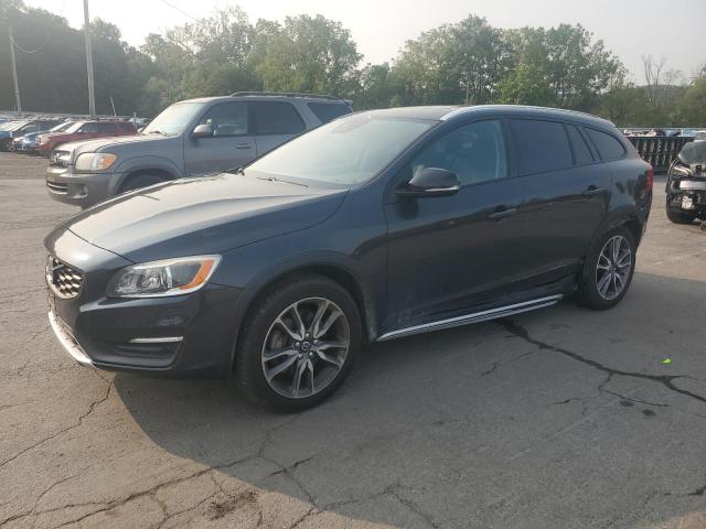  Salvage Volvo V60