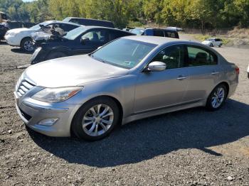  Salvage Hyundai Genesis