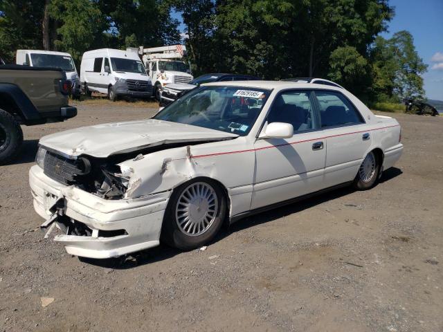 Salvage Toyota Crown Xle