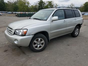  Salvage Toyota Highlander