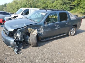  Salvage Chevrolet Avalanche