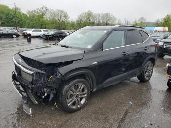  Salvage Kia Seltos