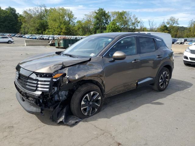  Salvage Nissan Kicks