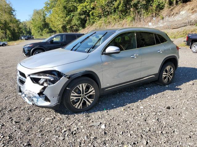  Salvage Mercedes-Benz GLA