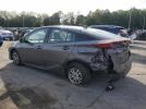 Toyota Prius Le Image 4