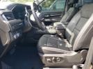 GMC Yukon Denali Image 5