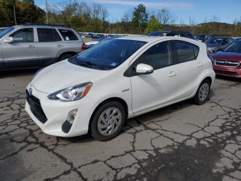  Salvage Toyota Prius
