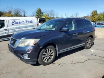  Salvage Nissan Pathfinder