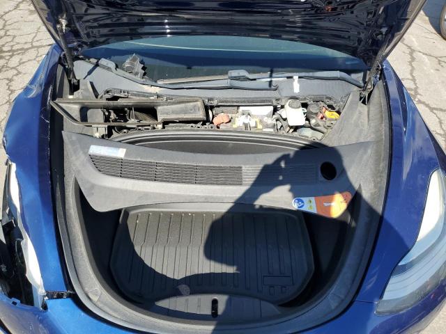 Tesla Model 3 Image 10