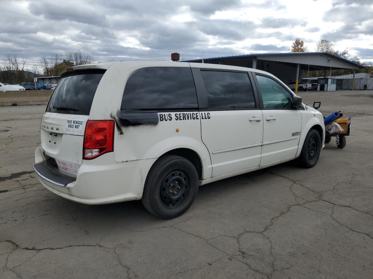 Dodge Caravan Se Image 10